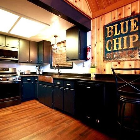 Glimmer Chalet Treetop A-Frame Cabin Lake View ليك أروهيد المظهر الخارجي الصورة
